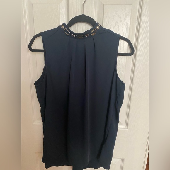 Jewel Neck Navy Sleeveless Tunic - Picture 3 of 3